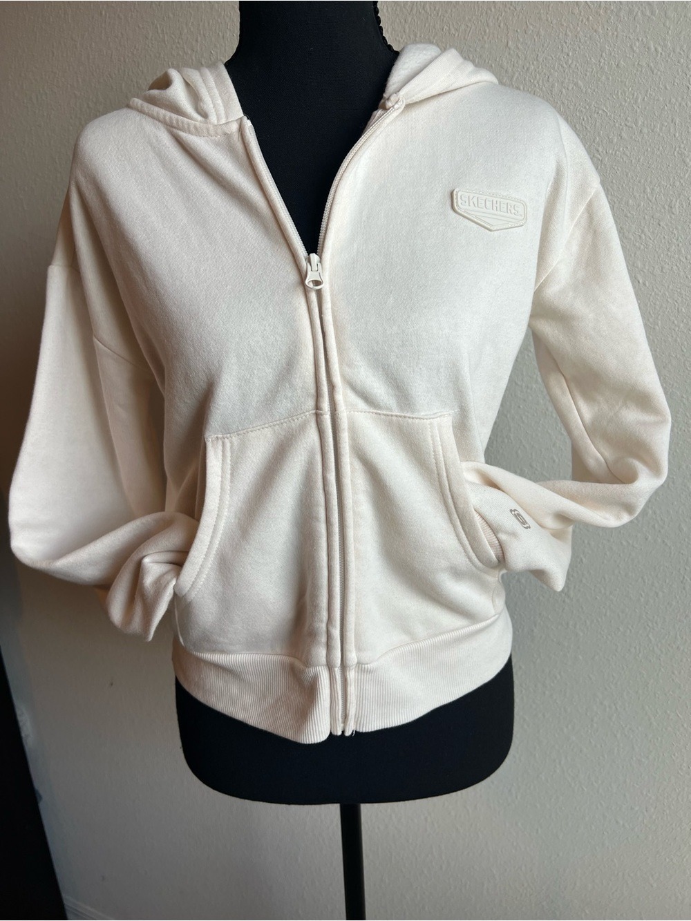 Skechers Girls White Sand Full Zip-Up Hoodie Embroidered Logo